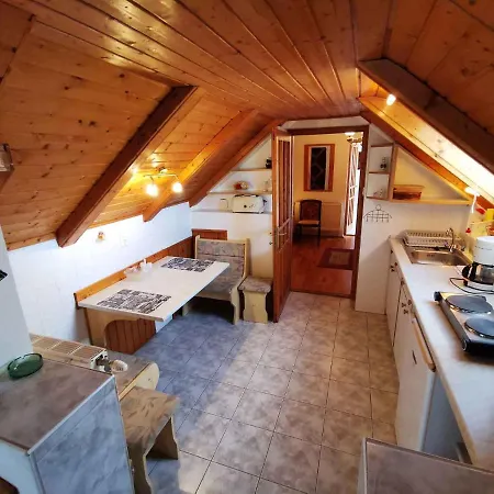 In - Balaton 18886 *